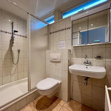 Holiday home Retreat Near Sint Maartenszee Sint Maartensvlotbrug